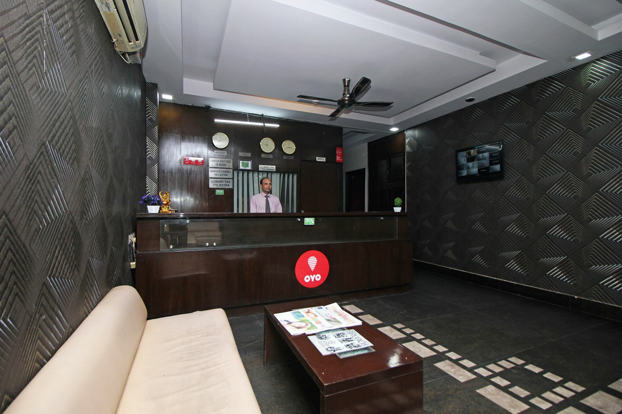 Oyo 9030 Hotel Delhi Airport Plaza Ню Делхи Екстериор снимка